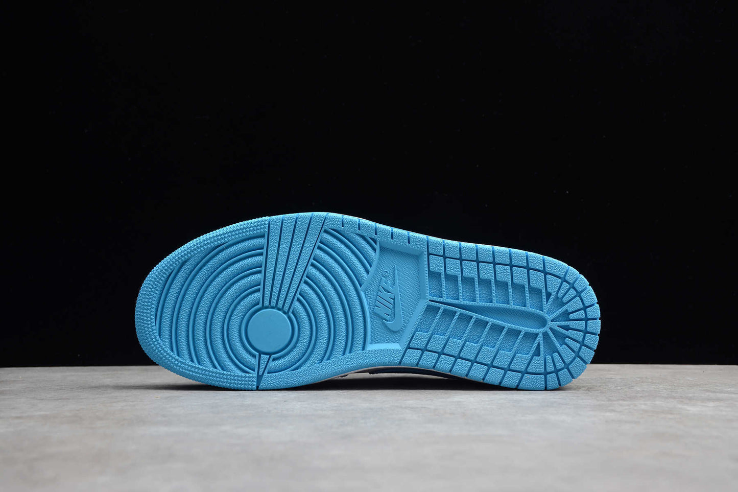 Eric Koston x Air Jordan 1 Low SB "Powder Blue"