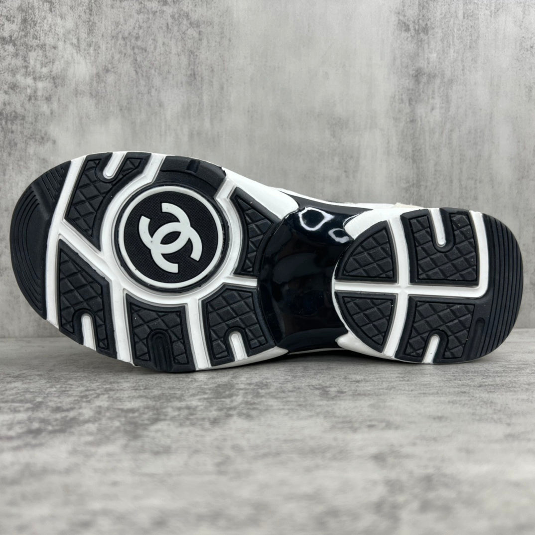 Chanel 22A "Grey-Beige"