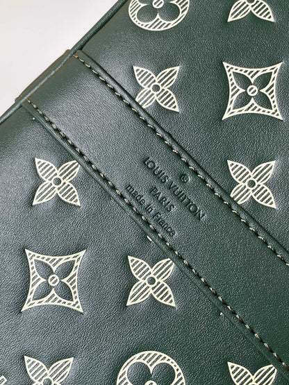 Louis Vuitton Keepall Bandoulière 50