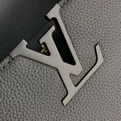 Louis Vuitton Capucines BB