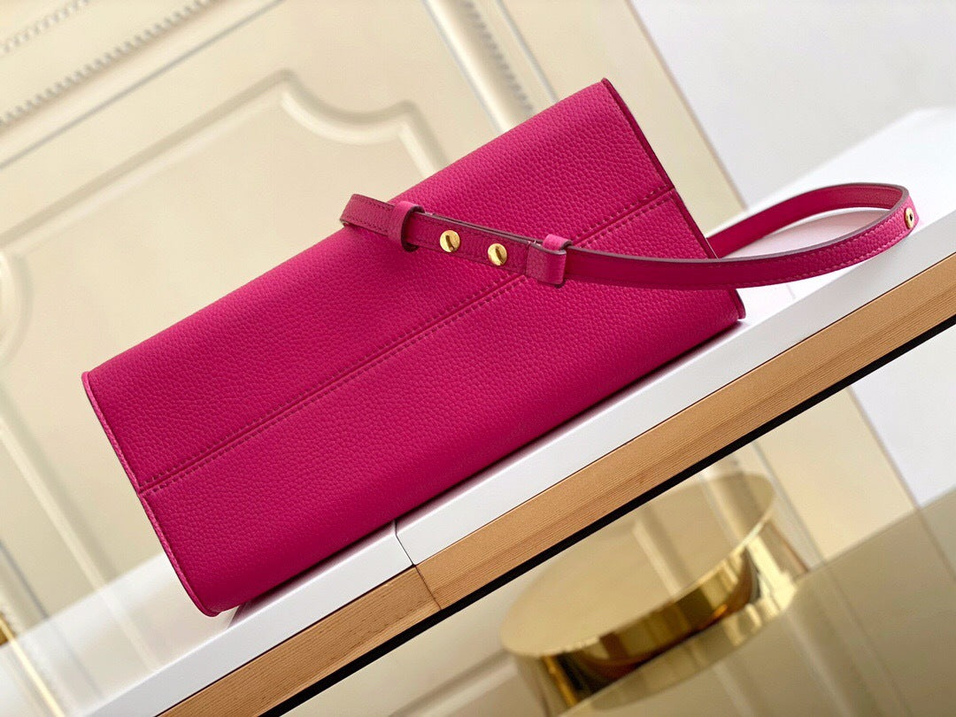 Louis Vuitton Twist One Handle PM