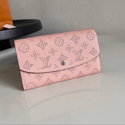 Louis Vuitton iris Wallet "Magnolia Mahina Leather"