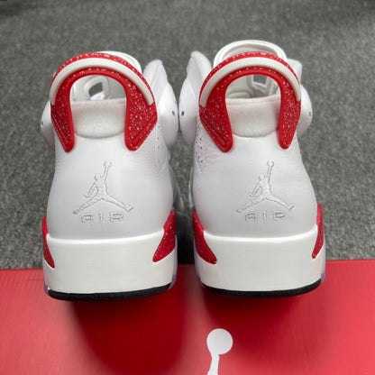 Air Jordan 6 Retro "Red Oreo"