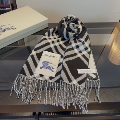 Burberry Check Cashmere Scarf "Black-White"