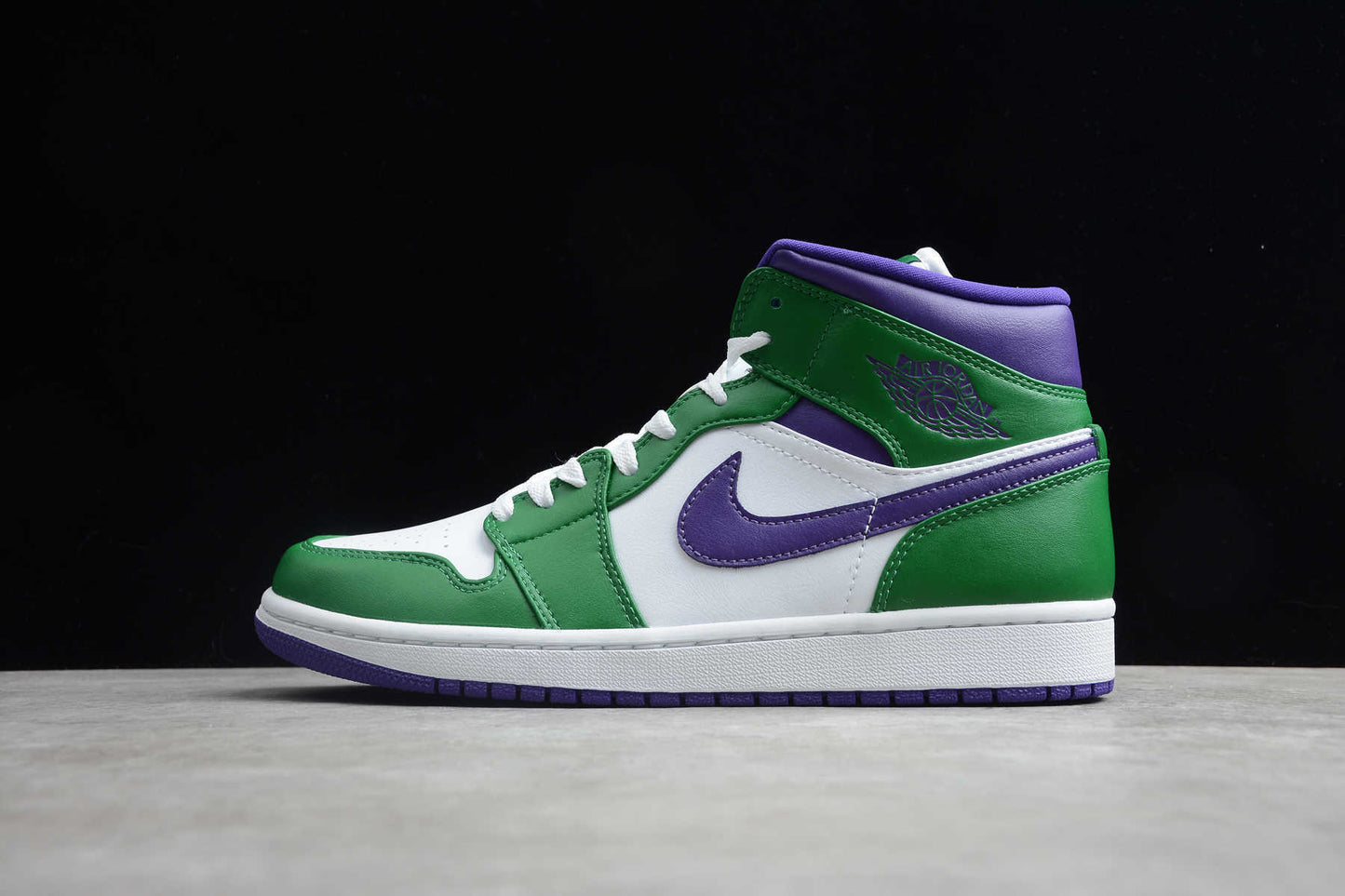 Air Jordan 1 Mid "Incredible Hulk"