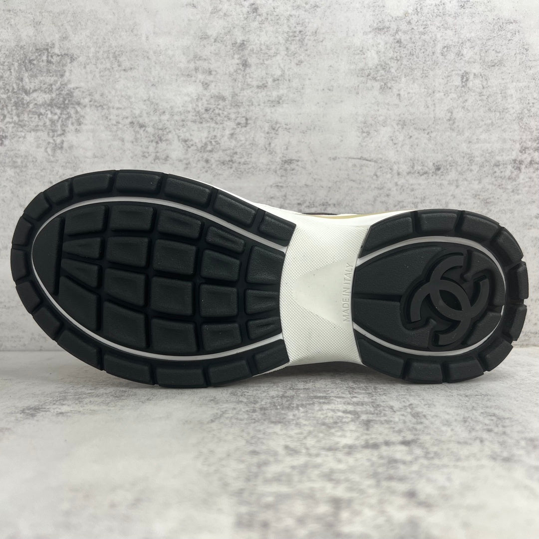 Chanel CC "Grey-Pink-White"