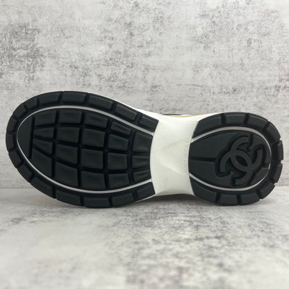 Chanel CC "Grey-Pink-White"