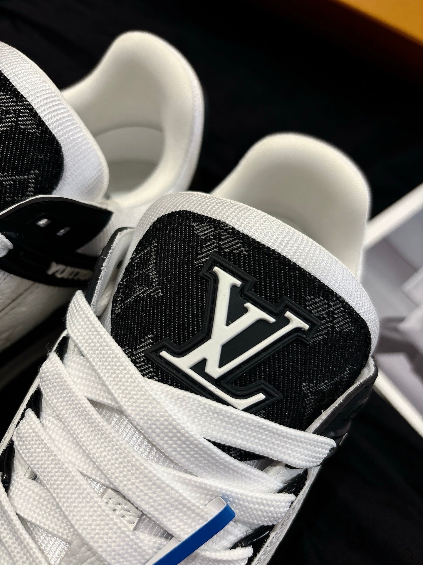 Louis Vuitton LV Trainers "Noir Denim"
