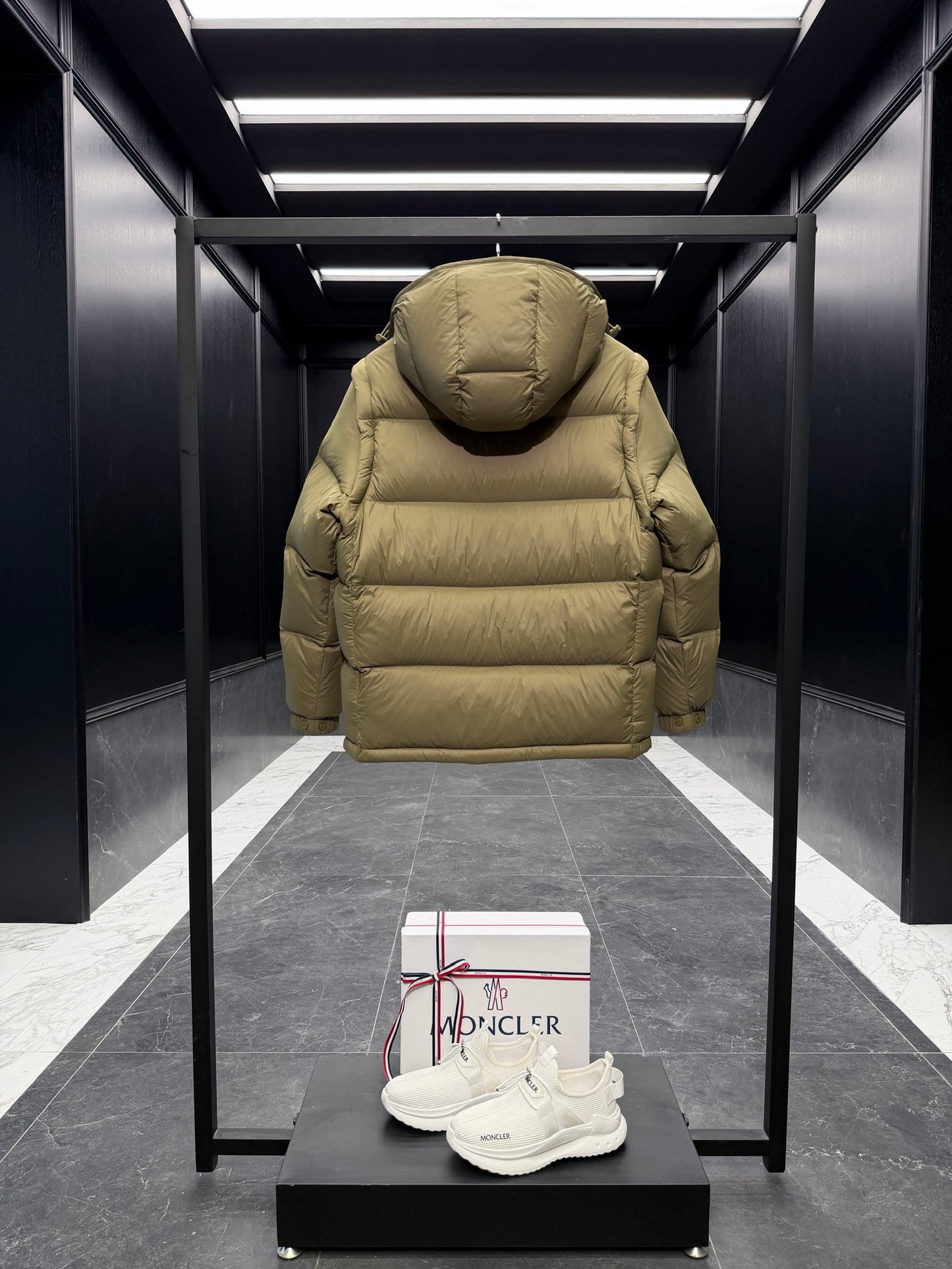 Moncler Cyclone 2-in-1 Hooded Short Down Jacket "Olive Green"