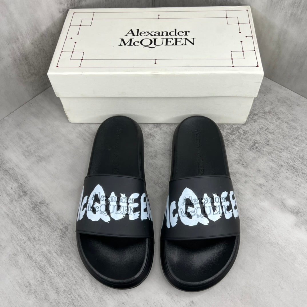 Alexander McQueen Slides "Black-White"
