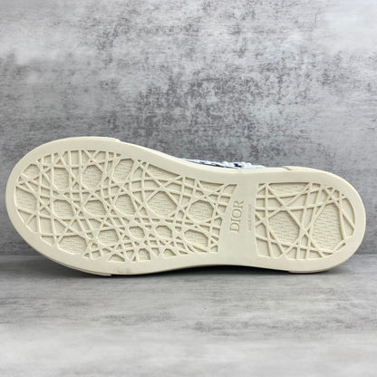 Dior B33 "Blue Oblique Embroidery"