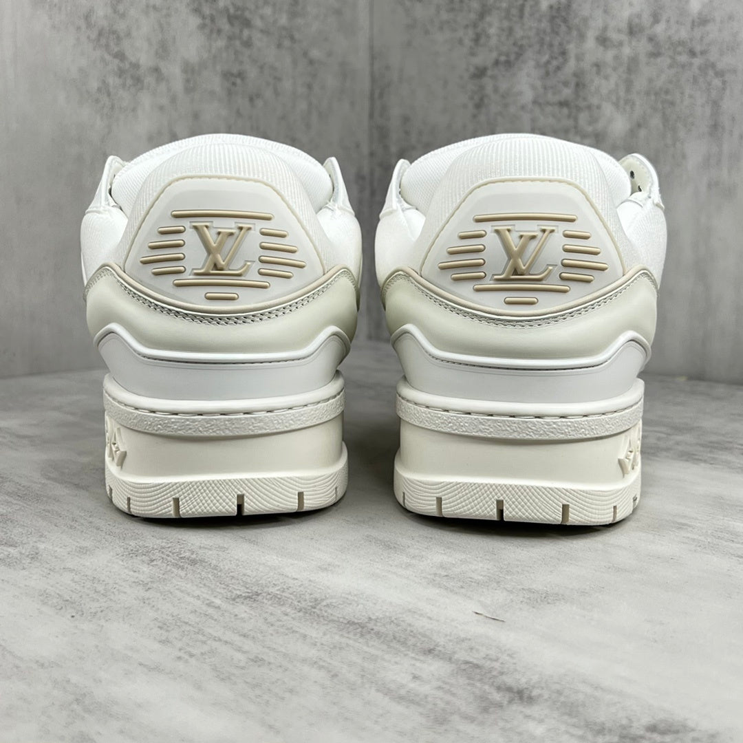 Louis Vuitton Maxi "White Love"