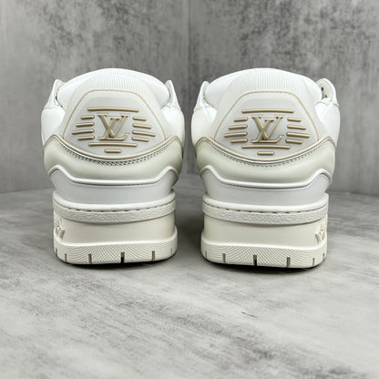 Louis Vuitton Maxi "White Love"