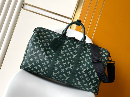 Louis Vuitton Keepall Bandoulière 50