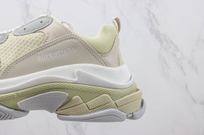 Balenciaga Triple S "Light Grey-Beige"