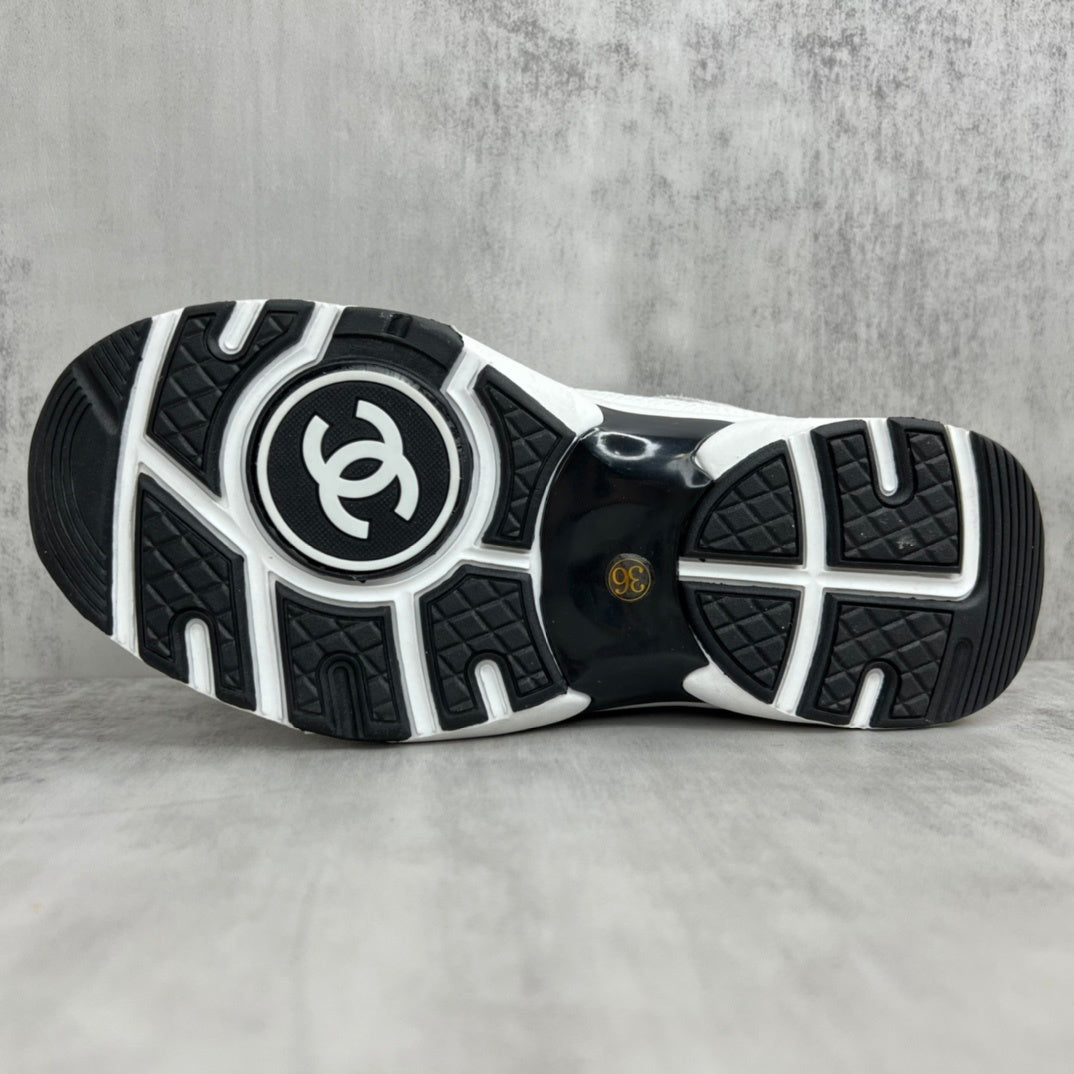 Chanel 22A "Grey-Black-White"