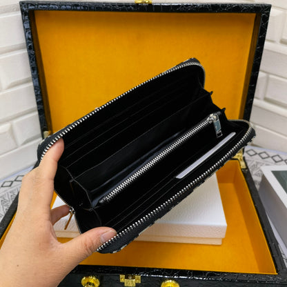 Dior Long Zipped Wallet Beige and Black Dior Oblique Jacquard