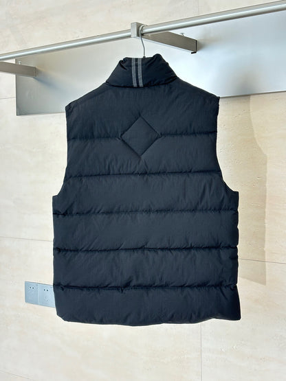 Canada Goose Crofton Down Vest EnduraLuxe "Black"