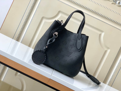Louis Vuitton Blossom PM