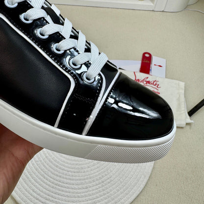 Christian Loubotuin Fun Viera Flat "Black-White"