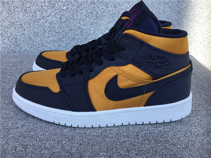 Air Jordan 1 Mid SE "Stain Gold"
