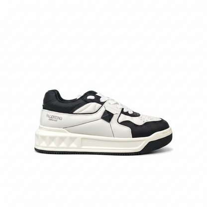 Valentino Garavani One Stud "White-Black"
