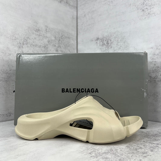 Balenciaga Slides "Beige"