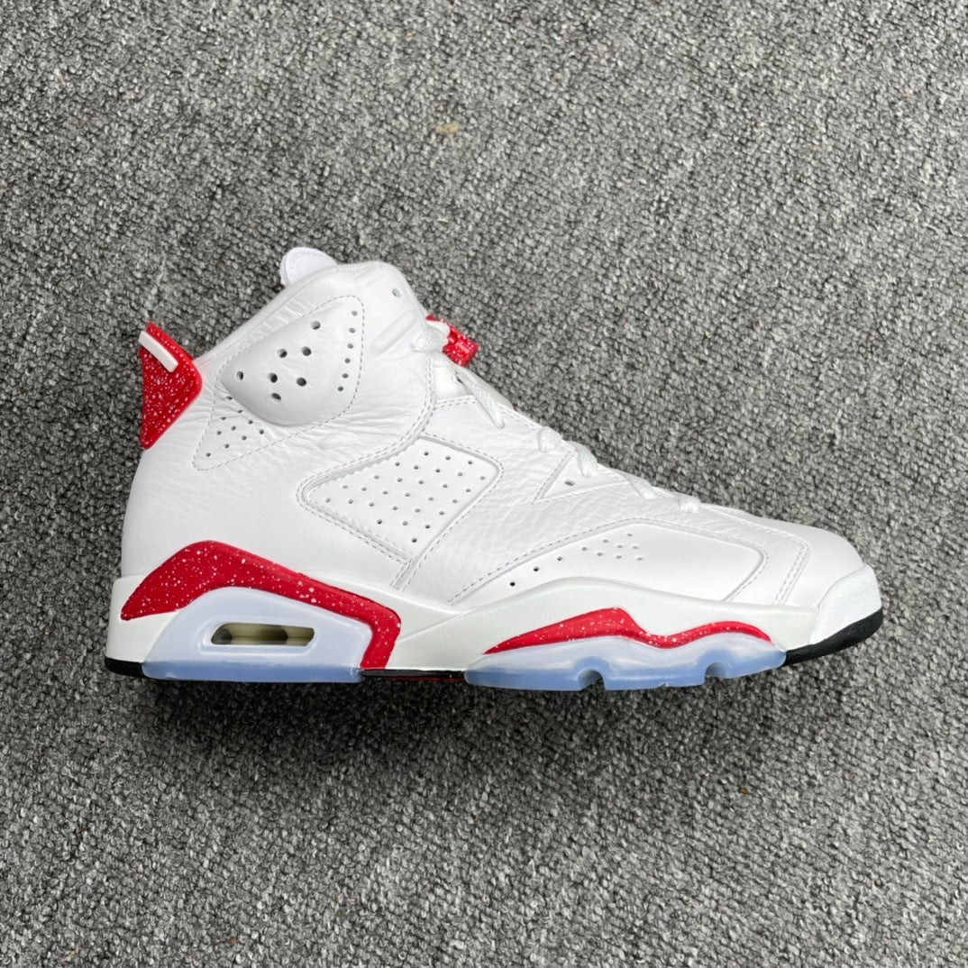 Air Jordan 6 Retro "Red Oreo"