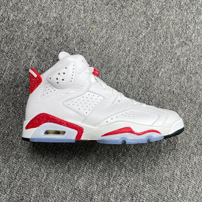 Air Jordan 6 Retro "Red Oreo"