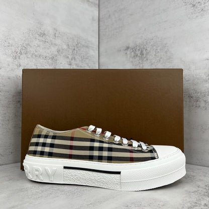 Burberry Gabardine "Beige"