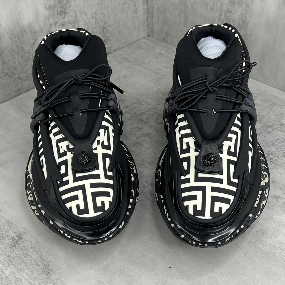 Balmain Unicorn "Black-White Print"