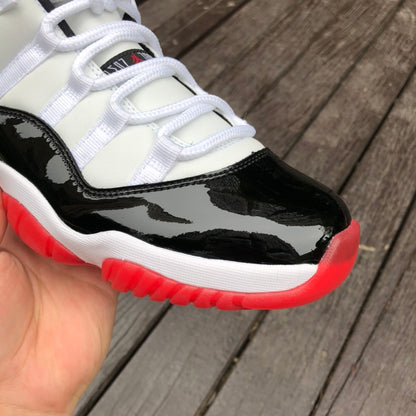 Air Jordan 11 Retro Low "Concord Bred"