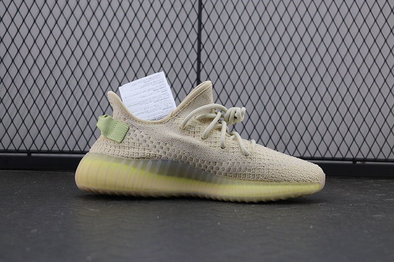 Yeezy 350 V2 "Flax"