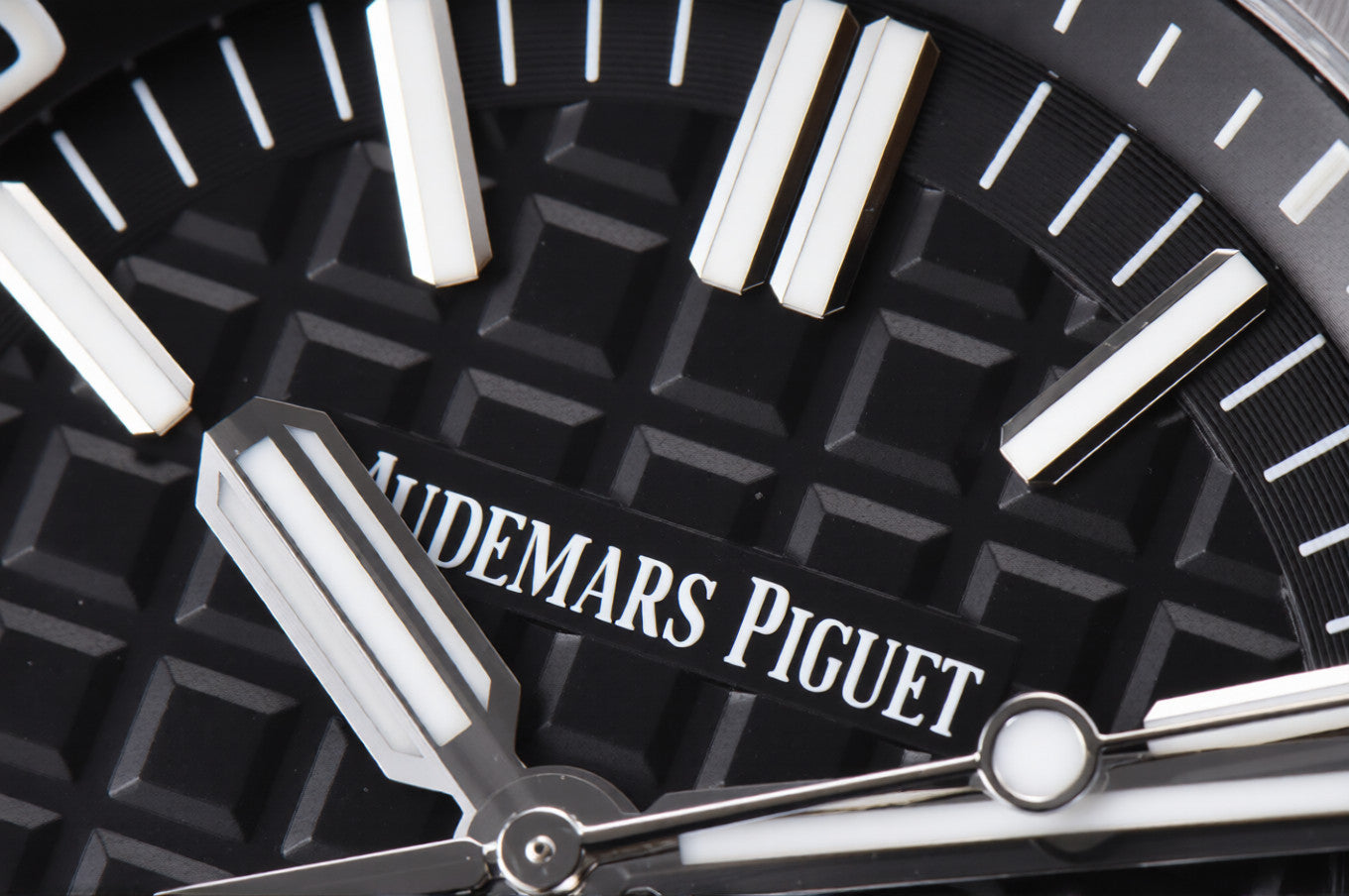 Audemars Piguet Royal Oak Offshore Diver 42mm Black Strap Black Dial