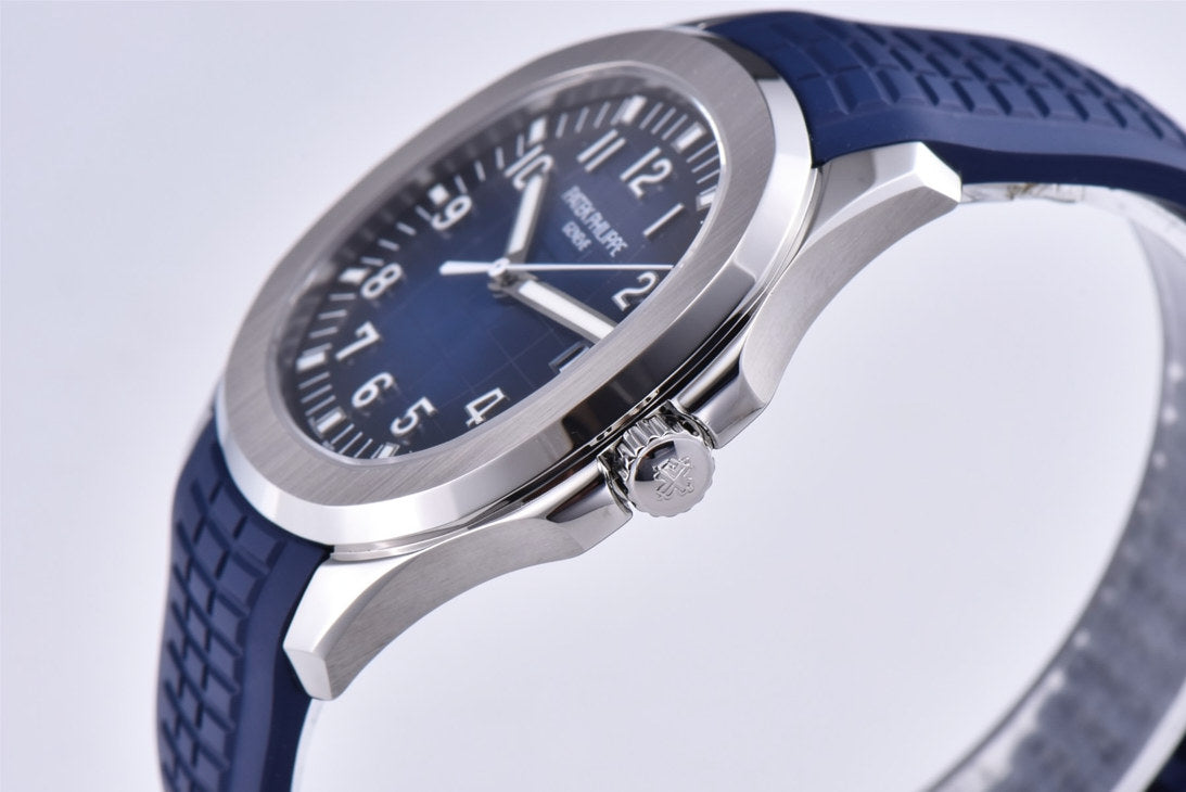 Patek Philippe Aquanaut 42mm Blue Rubber Strap Blue Dial