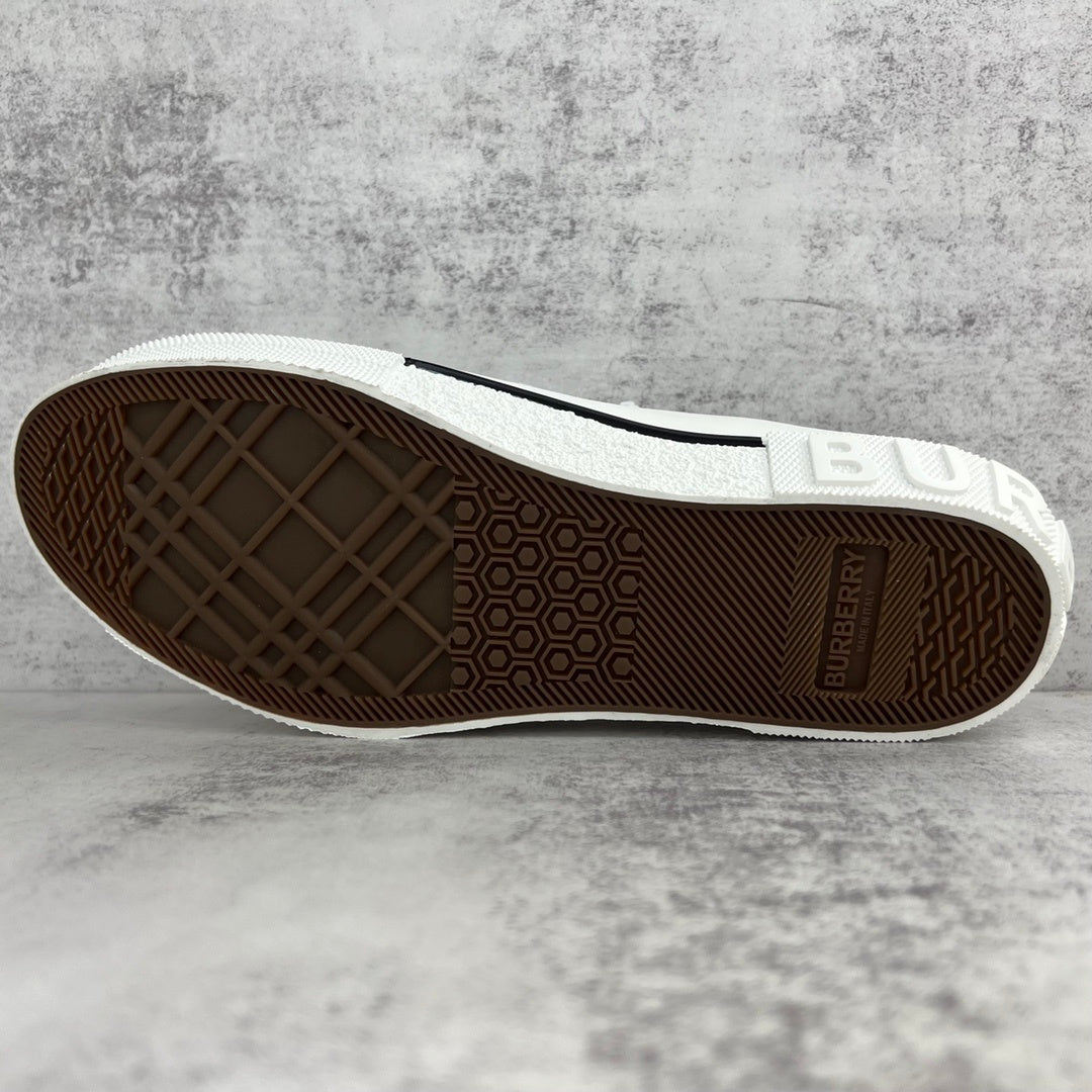 Burberry Slip-On "Grey"