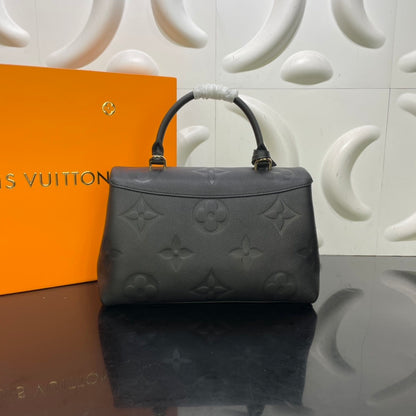 Louis Vuitton Madeleine MM