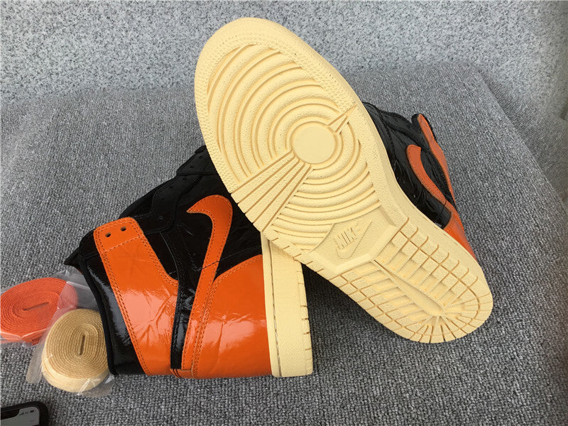 Air Jordan 1 Retro High OG "Shattered Backboard 3.0"