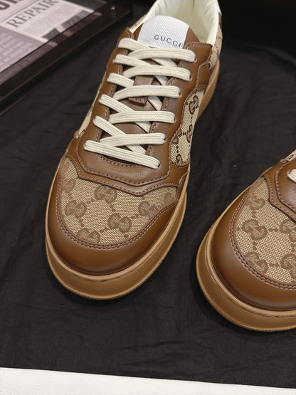 Gucci GG Trainer "Beige-Ebony"
