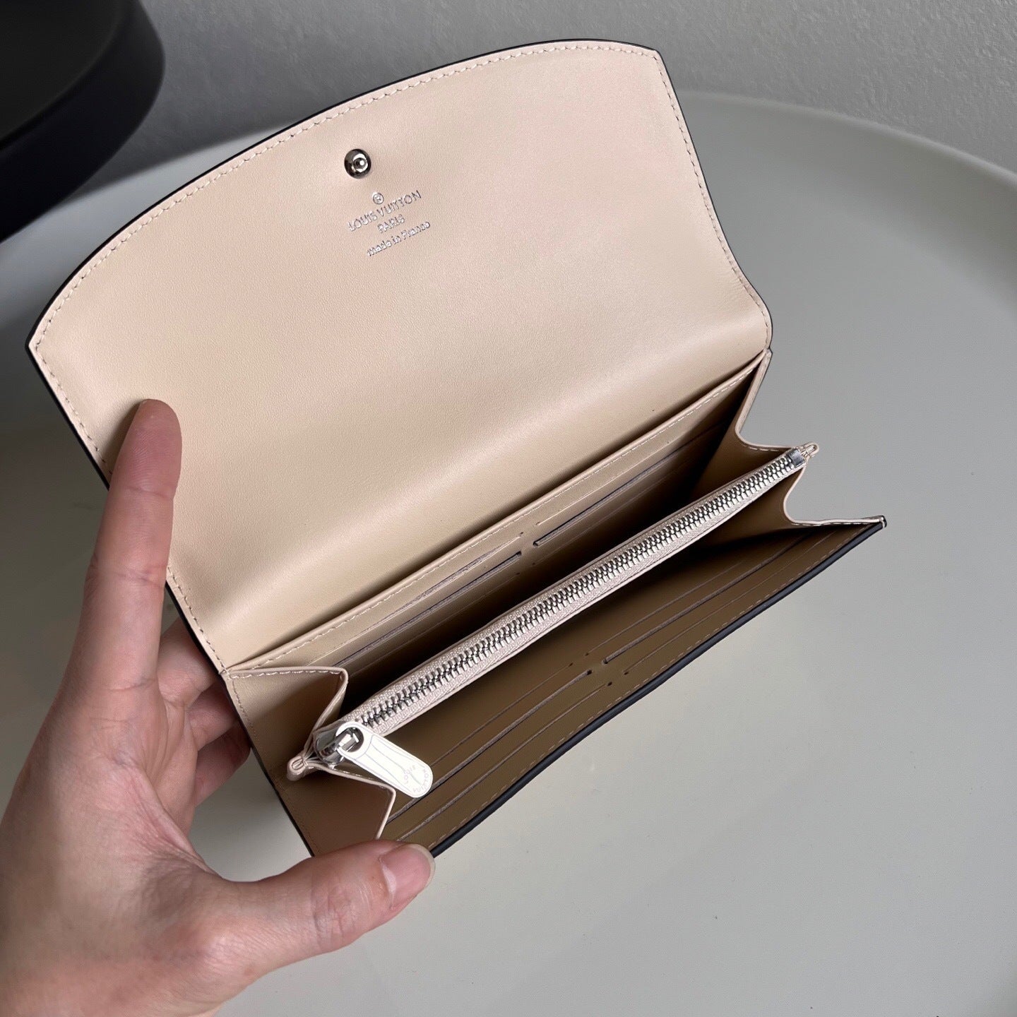 Louis Vuitton Iris Wallet "Magnolia Mahina Leather"