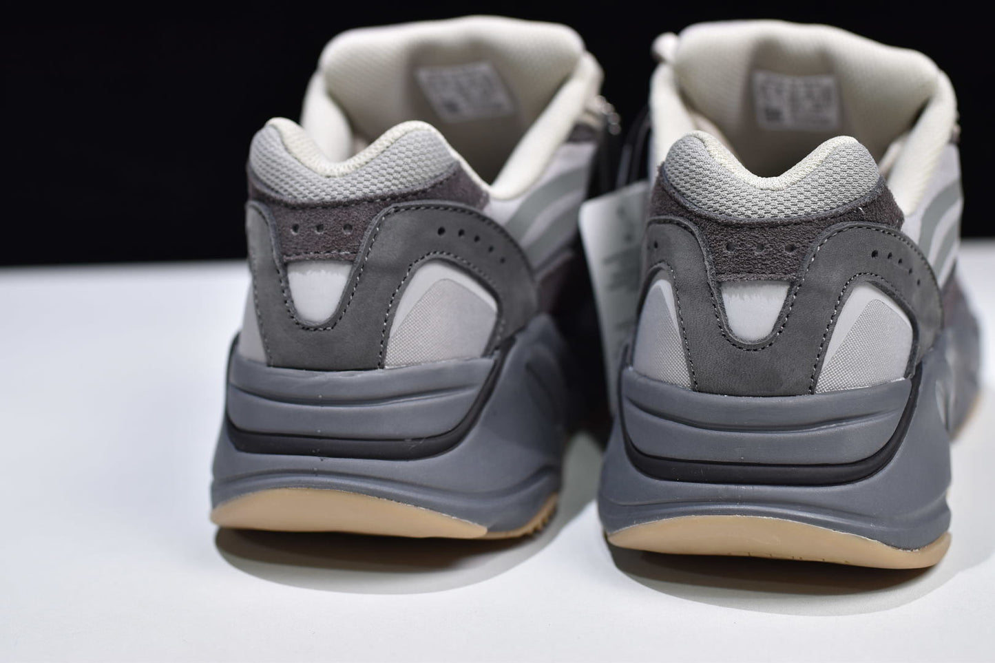 Yeezy 700 V2 "Tephra"