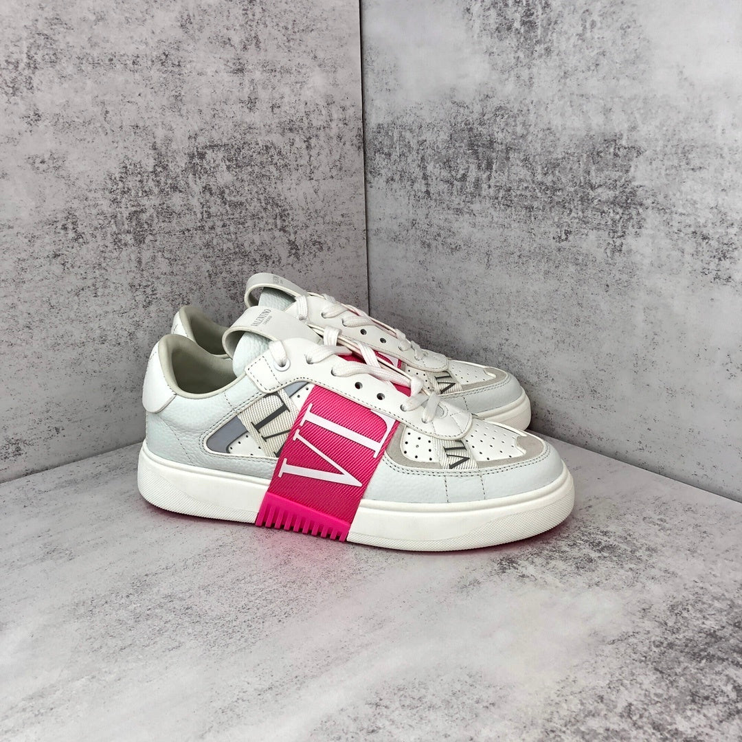 Valentino Garavani VL7N "White-Pink"