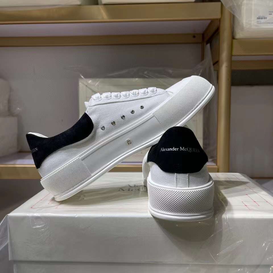Alexander McQueen Deck Plimsoll Low "White-Black"