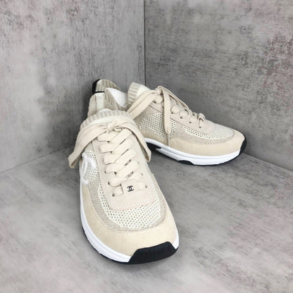 Chanel Interlocking CC "Beige"