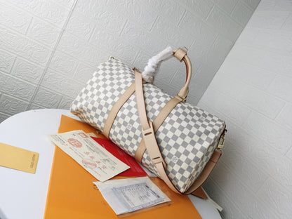 Louis Vuitton Keepall Bandoulière 50