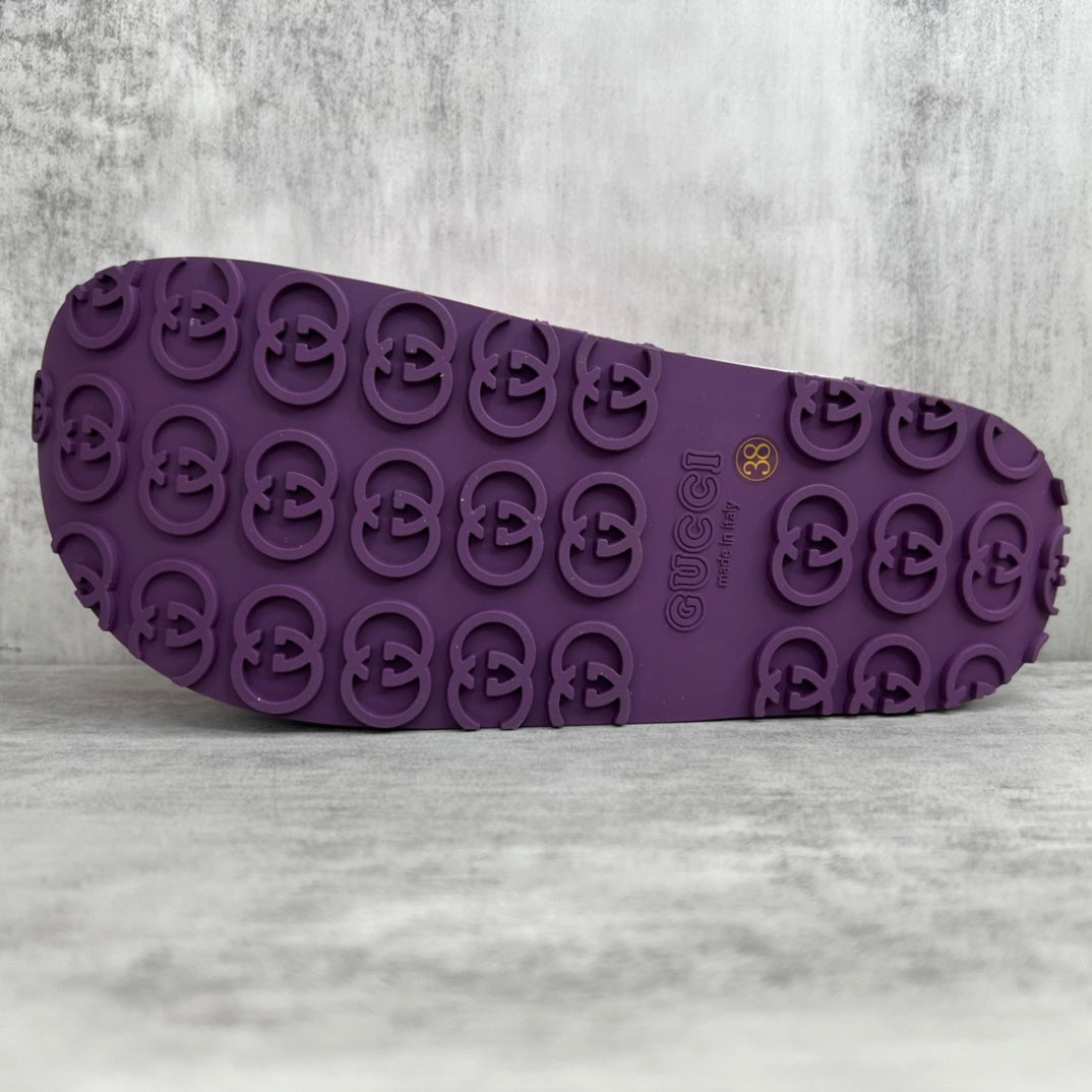 Gucci Slides "Pink-Purple"