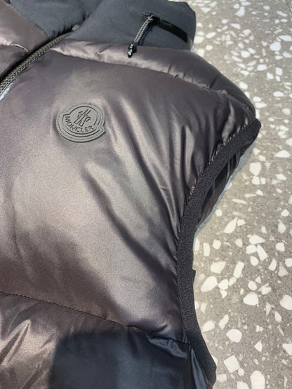 Moncler Tago Down Gilet "Black"