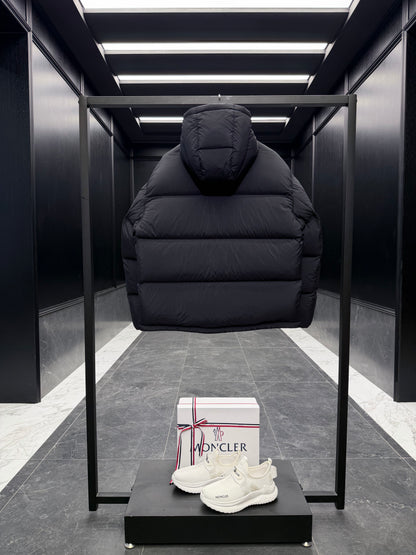 Moncler Meriera Hooded Short Down Jacket "Black"