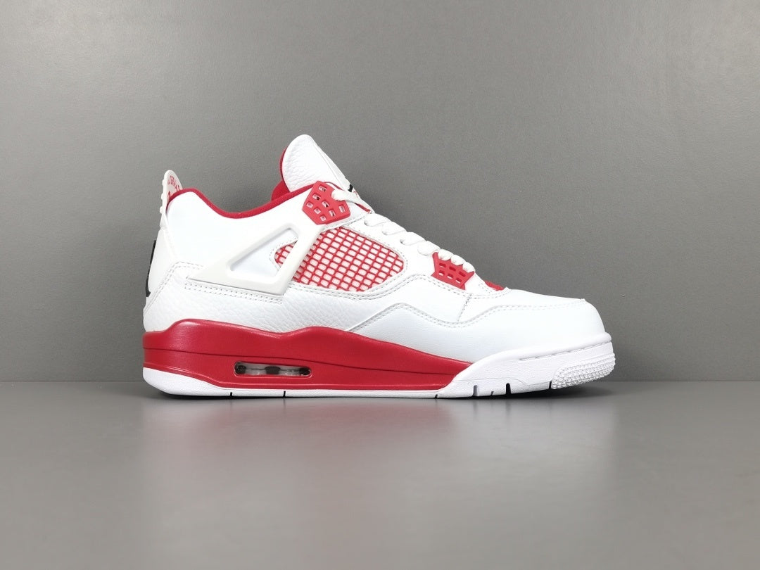 Air Jordan 4 Retro "Alternate"