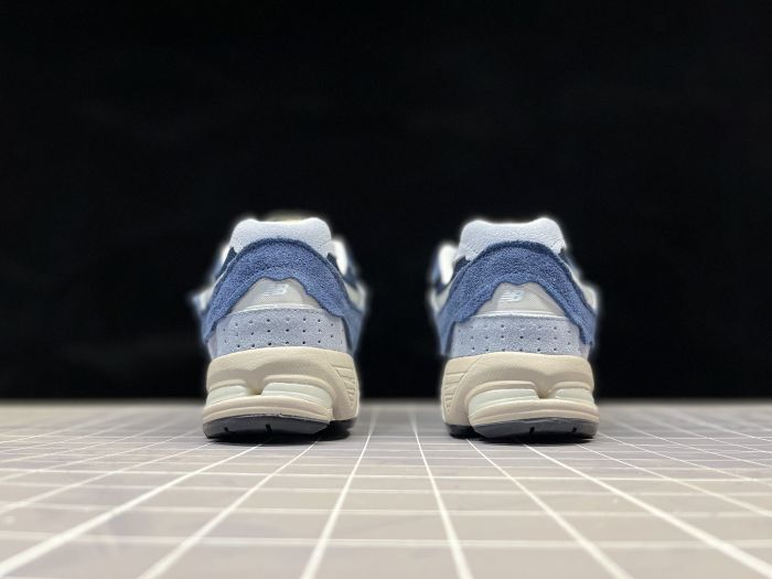 New Balance 2002R "Blue-White"